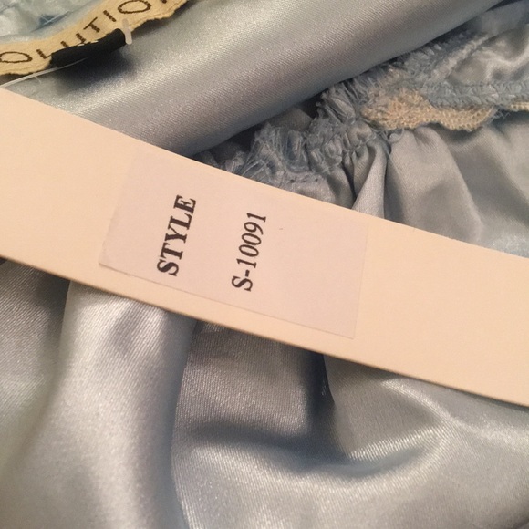 (M) Solution Camisole baby blue - Picture 8 of 8